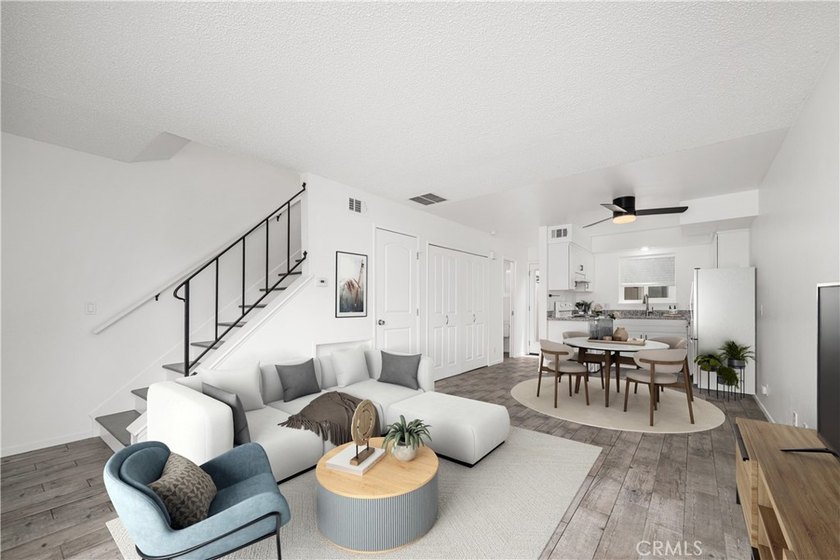 Welcome to your dream home with this charming and updated - Beach Townhome/Townhouse for sale in Huntington Beach, California on Beachhouse.com