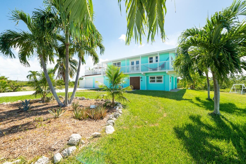 1 Pelican Lane is a nature lover's paradise. Enjoy your own - Beach Home for sale in Geiger Key, Florida on Beachhouse.com