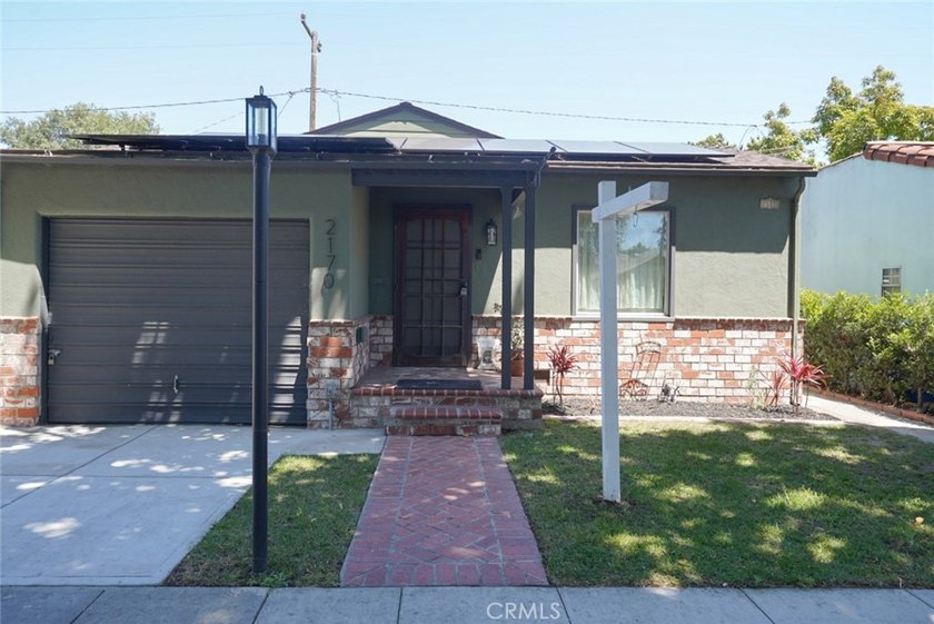 Welcome to this charming 2-bedroom, 1-bath home nestled in the - Beach Home for sale in Long Beach, California on Beachhouse.com
