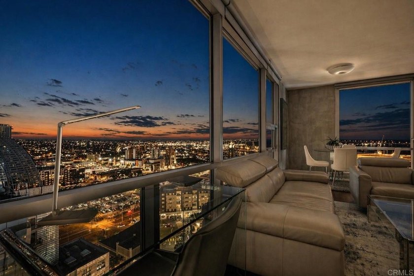 Incredible panoramic view! Stunning end-unit residence perched - Beach Condo for sale in San Diego, California on Beachhouse.com