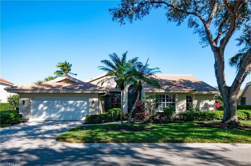 MOVE IN READY: If you're in the market for a spacious and - Beach Home for sale in Bonita Springs, Florida on Beachhouse.com