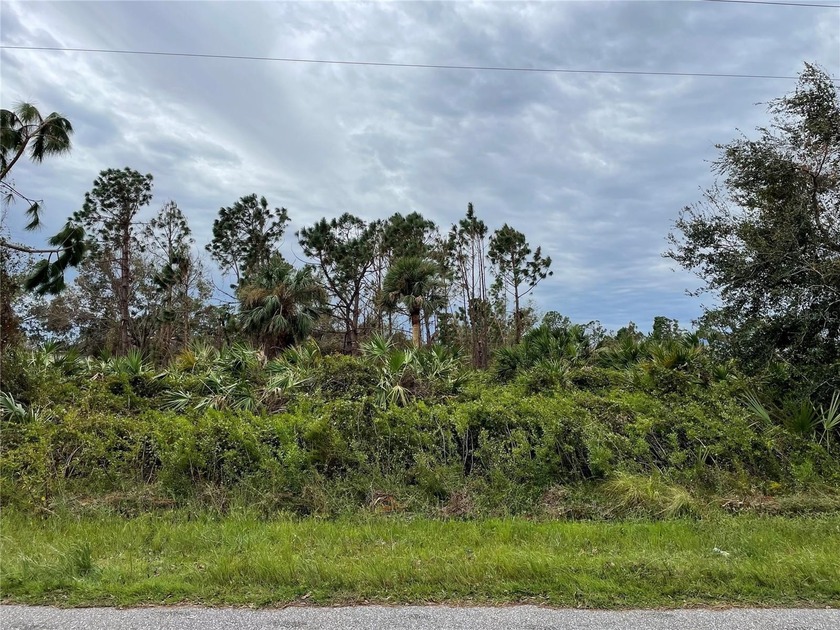 This is a fantastic opportunity to own a prime vacant lot in the - Beach Lot for sale in North Port, Florida on Beachhouse.com