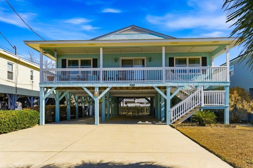 Well-cared for, 4 bedroom, raised beach home just a few blocks - Beach Home for sale in North Myrtle Beach, South Carolina on Beachhouse.com