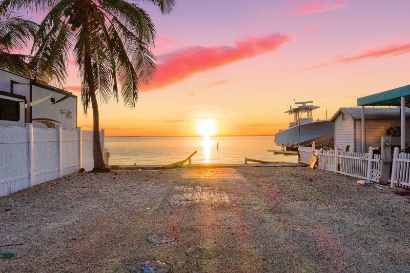 ATTENTION, VACATIONERS, BOATERS, AND OWNERS, IF YOU WANT TO - Beach Lot for sale in Key Largo, Florida on Beachhouse.com