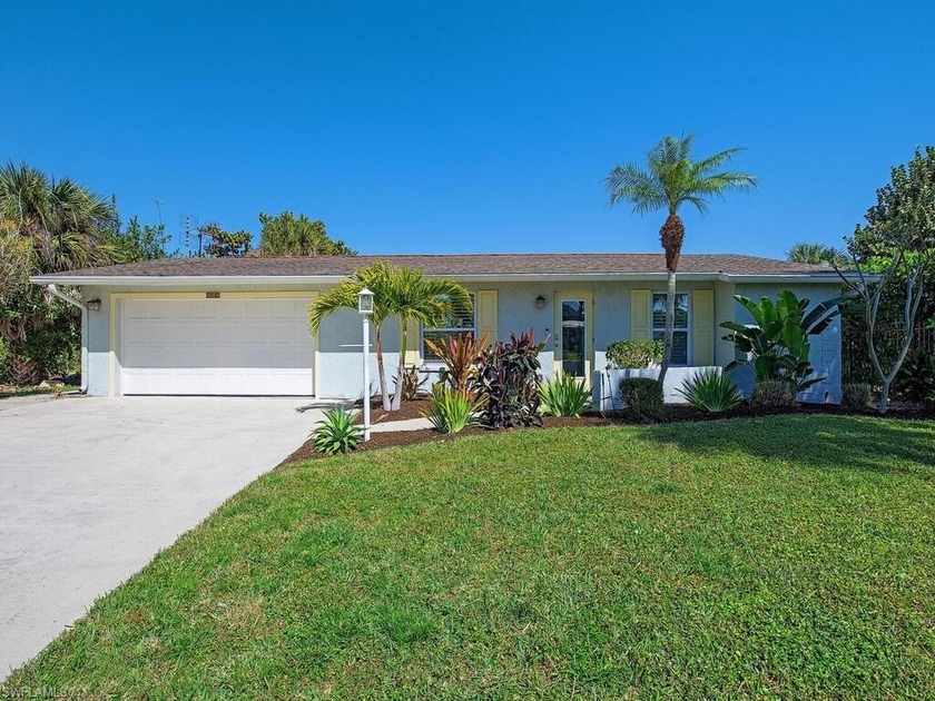 This exceptional waterfront property is located on one of the - Beach Home for sale in Naples, Florida on Beachhouse.com