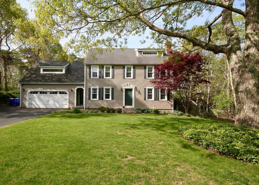 Colonial home, ideally located just half a mile from the beach - Beach Home for sale in Sagamore Beach, Massachusetts on Beachhouse.com