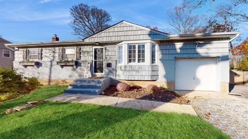 Sun-filled, stylish, and superbly located!
Move-in ready Ranch - Beach Home for sale in Brookhaven, New York on Beachhouse.com