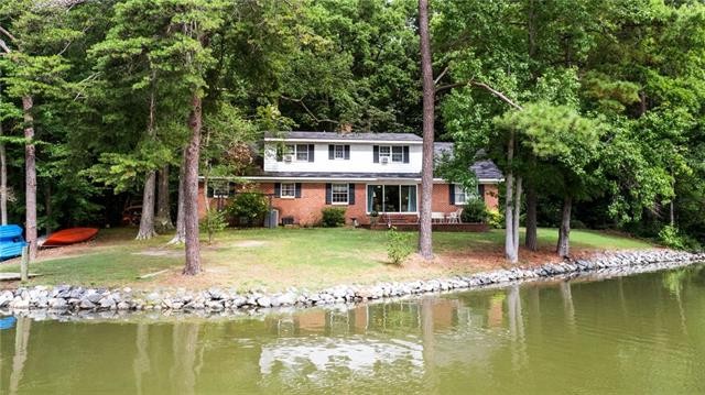 First offering! Enjoy the good life at the river in this private - Beach Home for sale in Heathsville, Virginia on Beachhouse.com