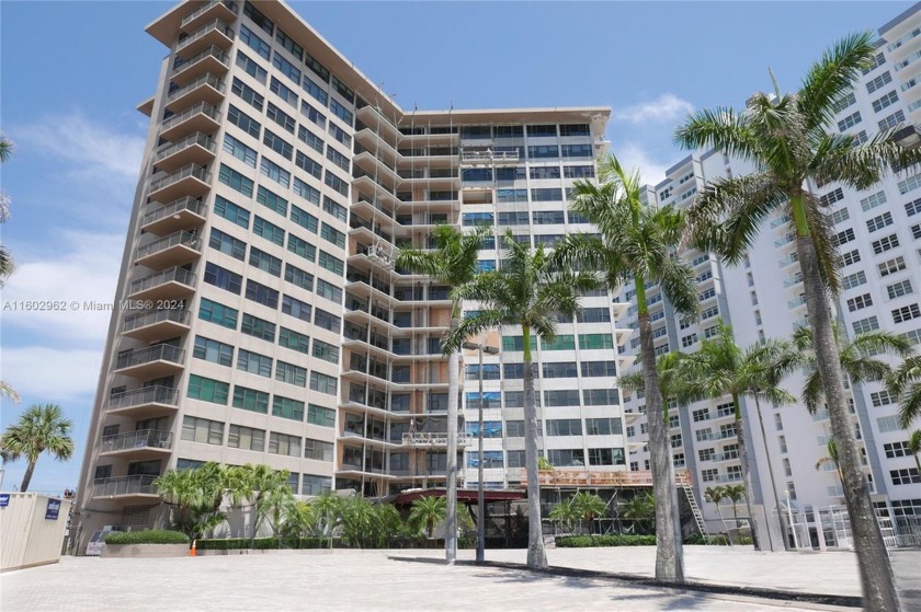 Nestled in a stunning beachfront building, this charming studio - Beach Condo for sale in Fort Lauderdale, Florida on Beachhouse.com