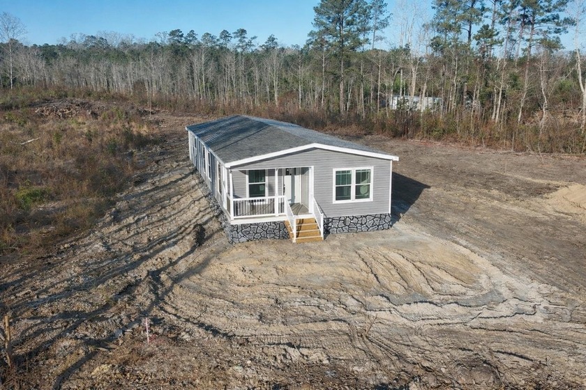 Welcome to your dream home at 2016 Pint Cir, Longs, SC! This - Beach Home for sale in Longs, South Carolina on Beachhouse.com