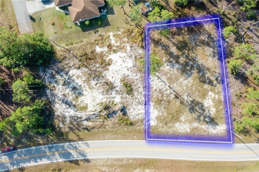 Great central location! Close to mini golf, shopping - Beach Lot for sale in Lehigh Acres, Florida on Beachhouse.com