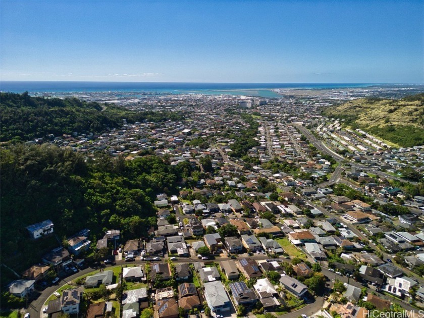 Own your own Hawaiian mountain: Wooded 72,556 Sq Ft vacant lot - Beach Lot for sale in Honolulu, Hawaii on Beachhouse.com