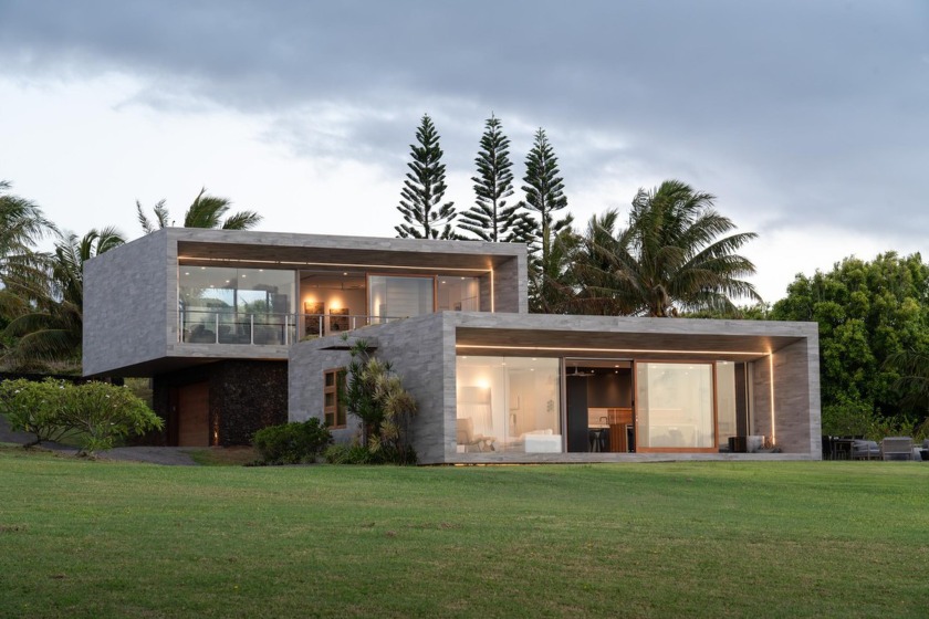 Introducing a masterpiece of modern architecture nestled along - Beach Home for sale in Haiku, Hawaii on Beachhouse.com