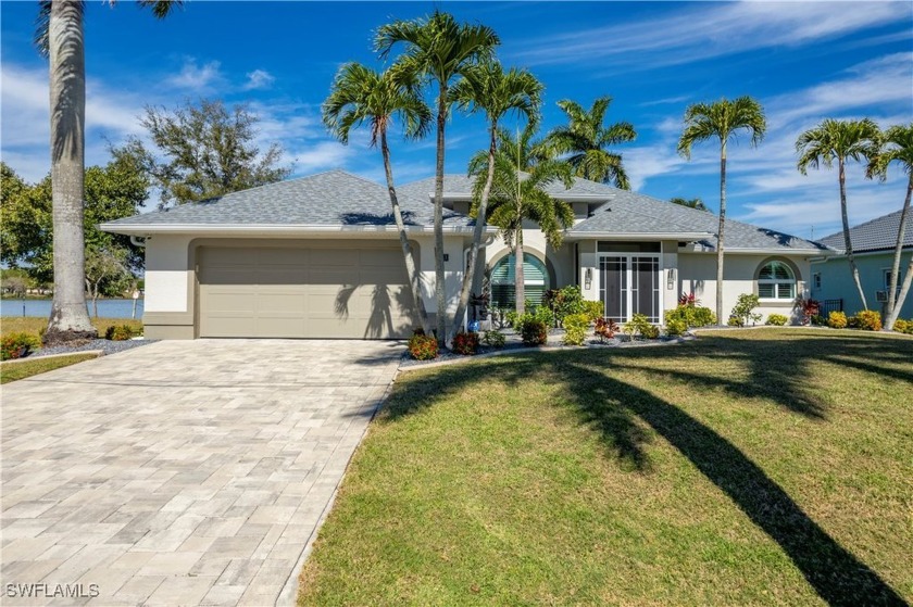 Looking for a home that had NO FLOOD SURGE, NO FLOOD DAMAGE AND - Beach Home for sale in Cape Coral, Florida on Beachhouse.com