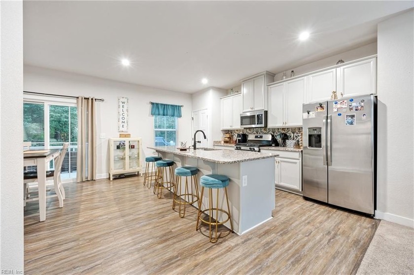 Welcome home to the beautiful Mendelssohn model home in Bryan's - Beach Townhome/Townhouse for sale in Chesapeake, Virginia on Beachhouse.com