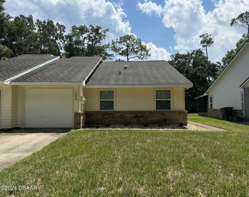 Charming 2/2 in Pelican Bay - Your Ideal Private Retreat - In A - Beach Condo for sale in Daytona Beach, Florida on Beachhouse.com