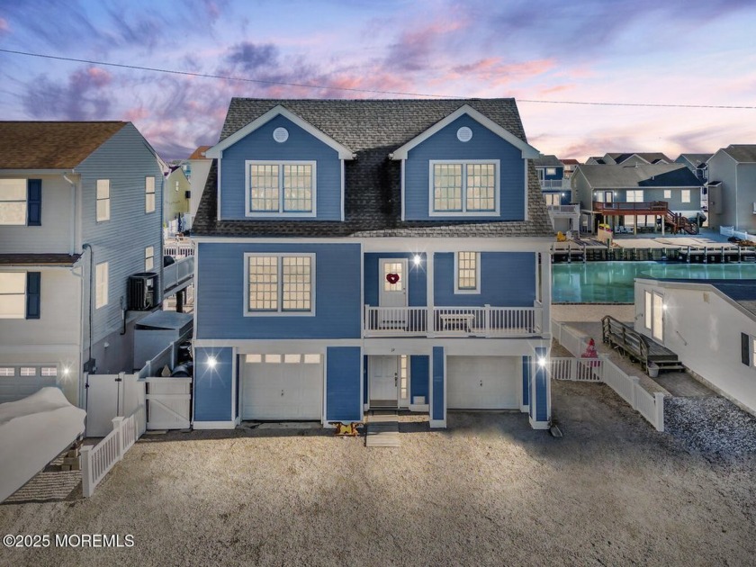 Waterfront Paradise in Beach Haven West Welcome to this stunning - Beach Home for sale in Manahawkin, New Jersey on Beachhouse.com