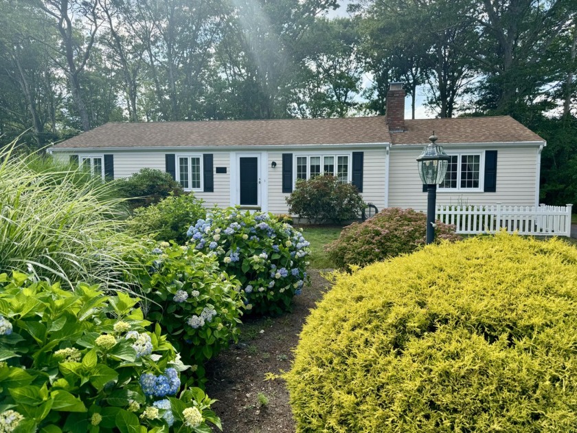 ~Welcome to 173 Nottingham Drive in beautiful Centerville MA - Beach Home for sale in Centerville, Massachusetts on Beachhouse.com