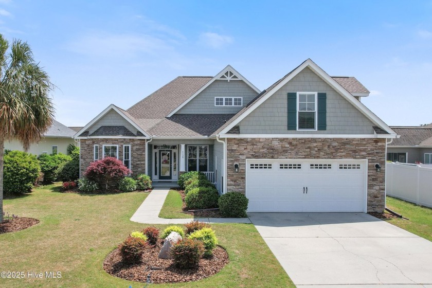 This spacious home in Sunset Ridge is ready for new residents! - Beach Home for sale in Ocean Isle Beach, North Carolina on Beachhouse.com