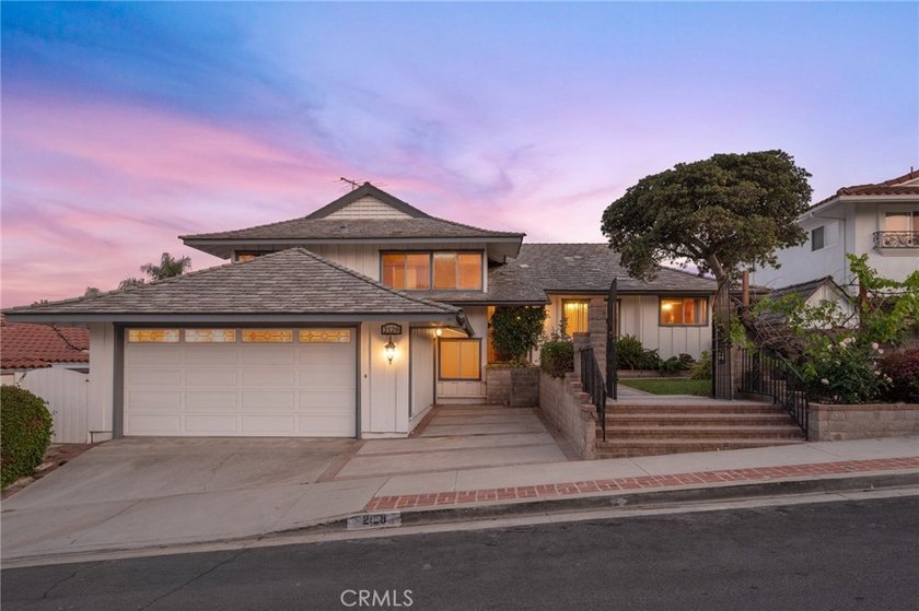 Located in the highly desirable Eastview neighborhood of Rancho - Beach Home for sale in Rancho Palos Verdes, California on Beachhouse.com
