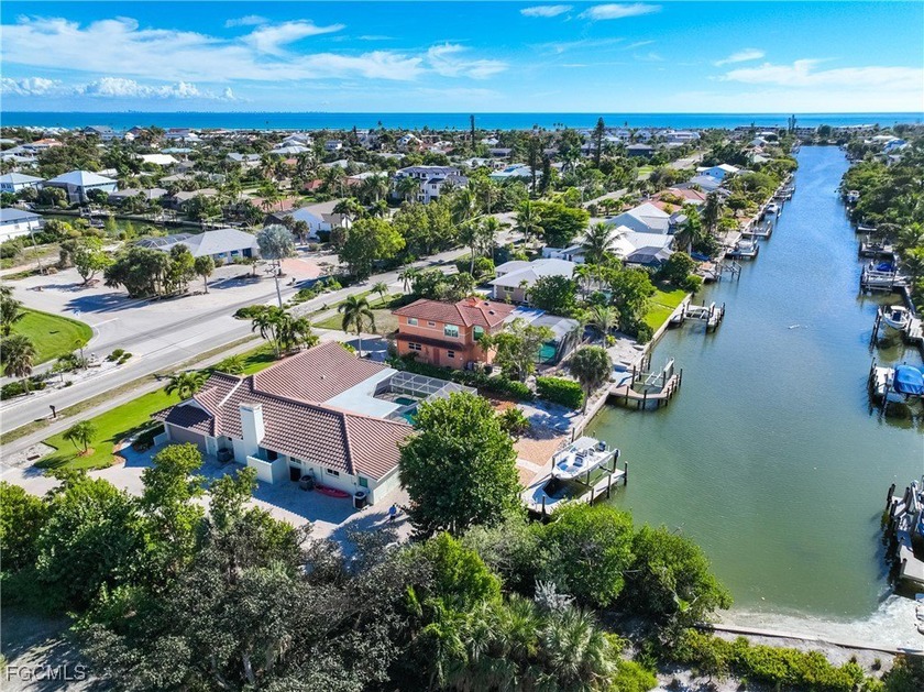Incredible Shell Harbor canal home within walking distance to - Beach Home for sale in Sanibel, Florida on Beachhouse.com
