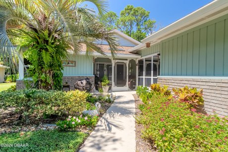 Opportunity!! This is a solid, well-built home in a fantastic - Beach Home for sale in Ormond Beach, Florida on Beachhouse.com