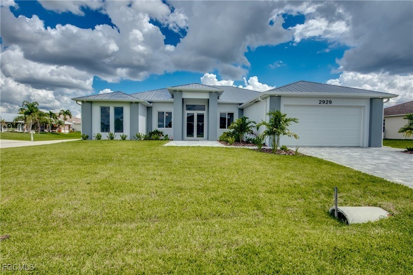 This 3 Bed + Den, 3 Full Baths, 2 Car Garage Pool home comes - Beach Home for sale in Cape Coral, Florida on Beachhouse.com
