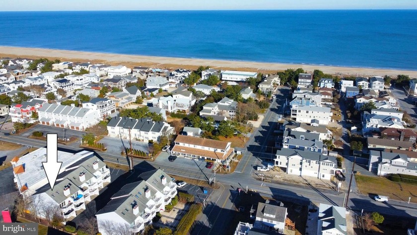 Stunning oceanside, end townhome just steps to the beach. This - Beach Condo for sale in Bethany Beach, Delaware on Beachhouse.com