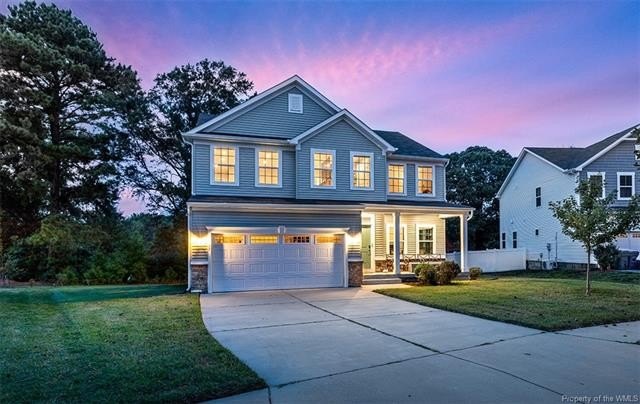 Remarkable WATERFRONT home on a cul-de-sac with views of fish - Beach Home for sale in Hampton, Virginia on Beachhouse.com