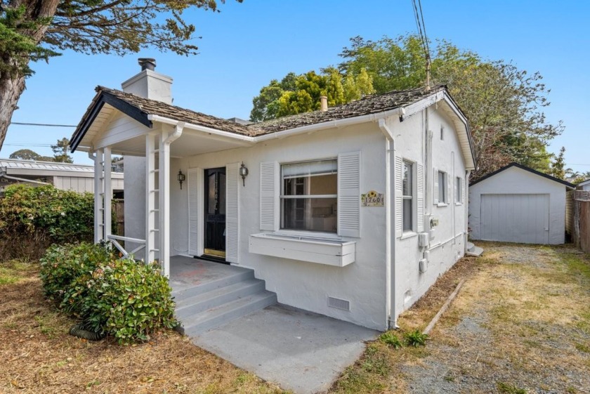 Tucked into one of Capitolas most sought-after neighborhoods - Beach Home for sale in Capitola, California on Beachhouse.com