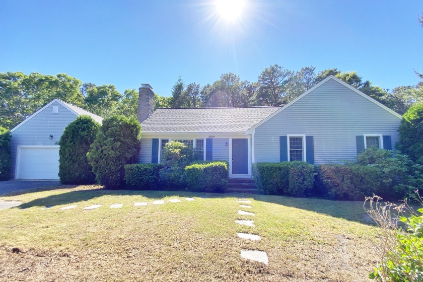 Welcome to 27 Long Hill Road, Dennis.This Bright and sunny Ranch - Beach Home for sale in Dennis, Massachusetts on Beachhouse.com