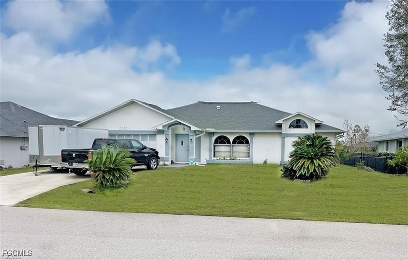 FRESHWATER POOL HOME is now available! NOT IN A FLOOD ZONE *x* - Beach Home for sale in Cape Coral, Florida on Beachhouse.com