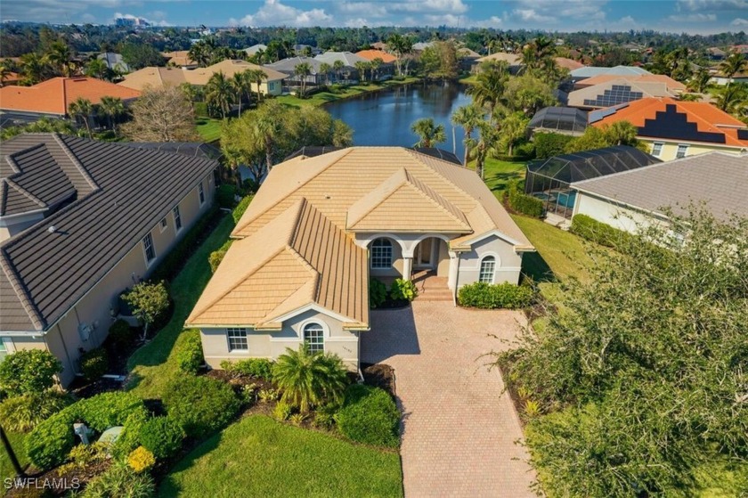 Beautiful Lakefront Home in Crown Colony Country Club in south - Beach Home for sale in Fort Myers, Florida on Beachhouse.com