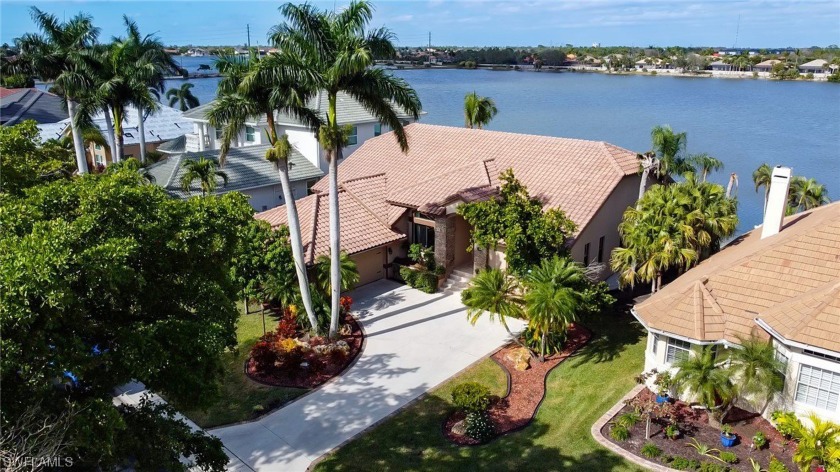 Paradise found! Huge price reduction by motivated sellers - Beach Home for sale in Fort Myers, Florida on Beachhouse.com