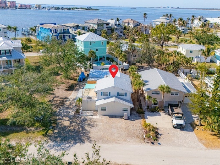 Awesome income producing property on San Carlos Island with 4 - Beach Home for sale in Fort Myers Beach, Florida on Beachhouse.com