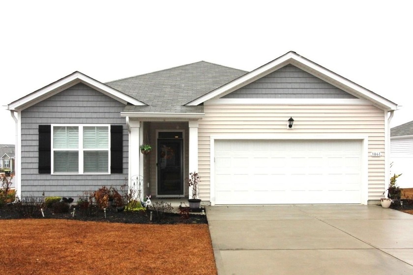 Better than New! This 3BR/2BA home with an attached 2-car garage - Beach Home for sale in Myrtle Beach, South Carolina on Beachhouse.com