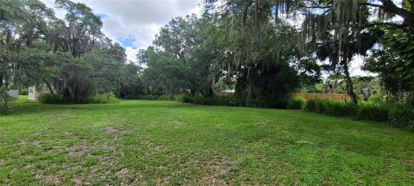 Build your dream home in beautiful Nokomis! Just 4 miles to - Beach Lot for sale in Nokomis, Florida on Beachhouse.com