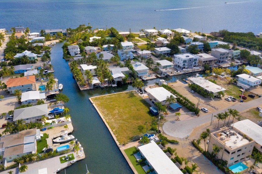 One of a kind opportunity!  Come and build your dream Upper-Keys - Beach Lot for sale in Key Largo, Florida on Beachhouse.com