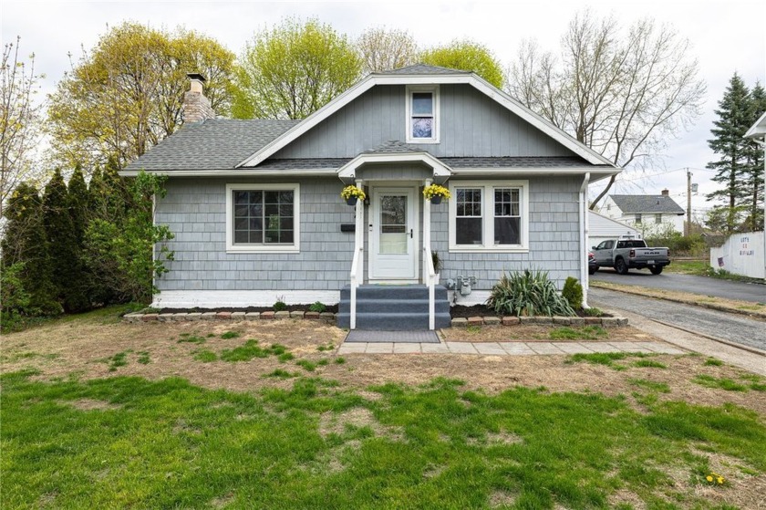 CUTE AS A BUTTON Cape Cod on Quiet Street in East Irondequoit - - Beach Home for sale in Irondequoit, New York on Beachhouse.com
