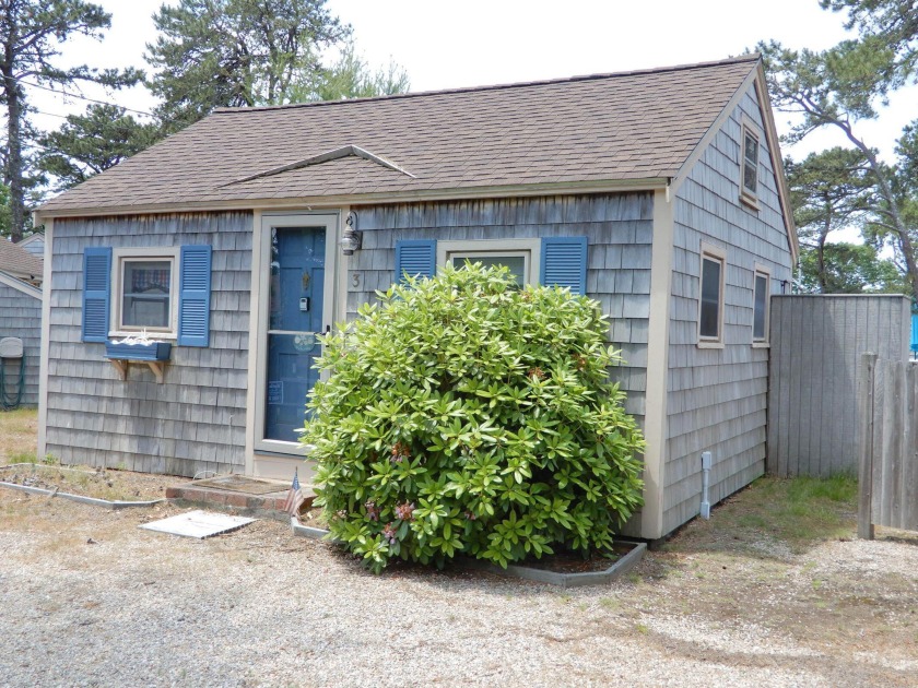 Super opportunity to purchase this charming 1 bedroom co-op - Beach Home for sale in Dennis Port, Massachusetts on Beachhouse.com