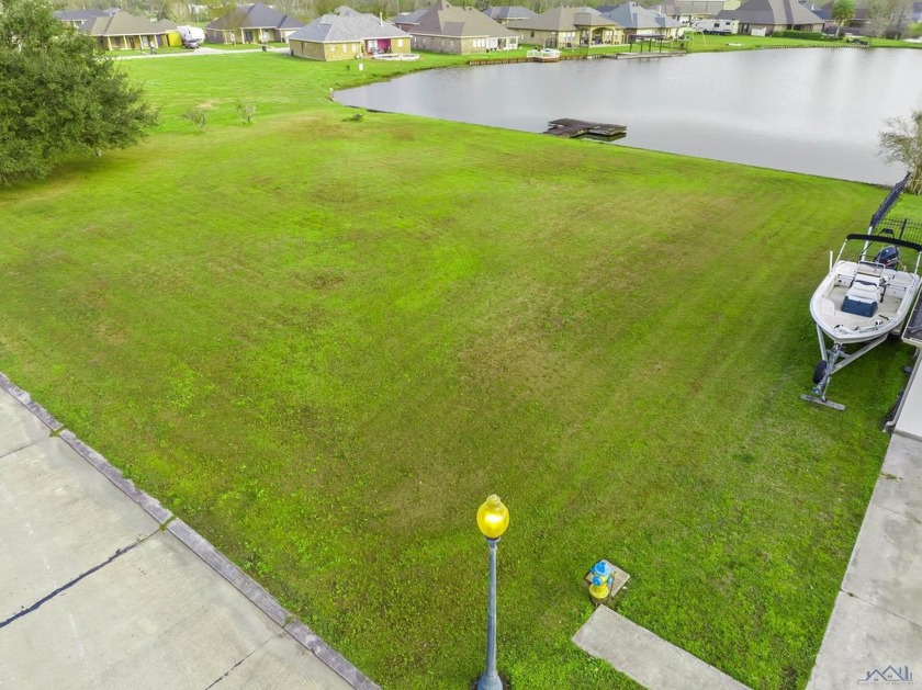 Pond lot with Dock and Bulk head ready for your new - Beach Lot for sale in Houma, Louisiana on Beachhouse.com