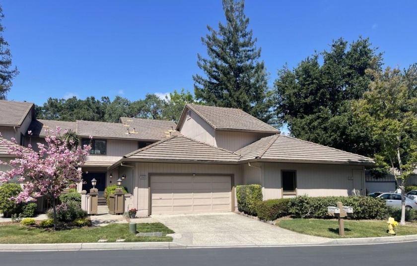 This beautiful townhome in The Villas of Almaden, is in one of - Beach Townhome/Townhouse for sale in San Jose, California on Beachhouse.com