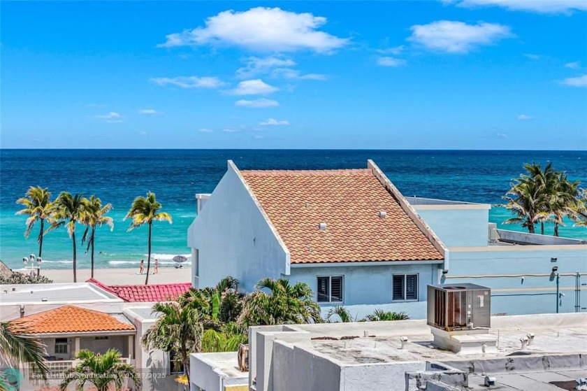 One of the only homes in Hollywood Beach with direct ocean - Beach Home for sale in Hollywood, Florida on Beachhouse.com