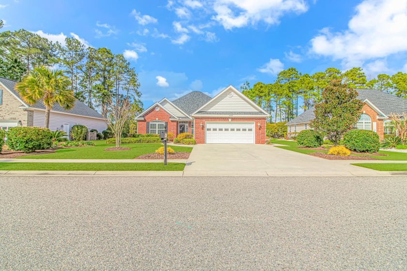 Beautiful ALL-BRICK (ease of maintenance) 3/2 home with a large - Beach Home for sale in Myrtle Beach, South Carolina on Beachhouse.com
