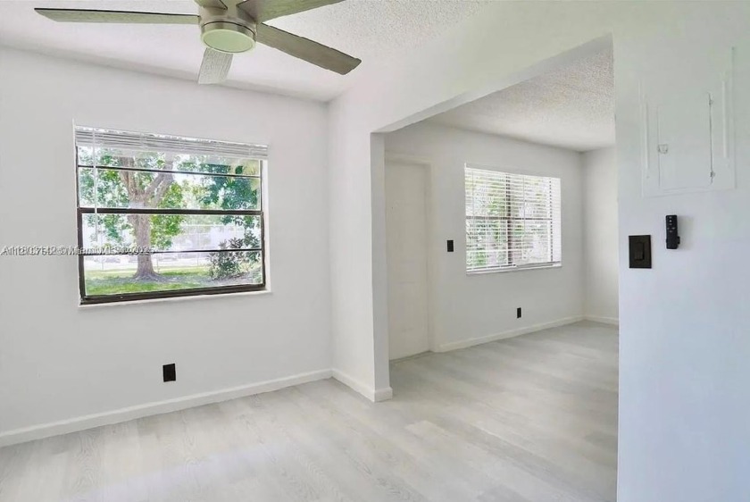 Beautifully updated 1-bedroom, 1-bathroom apartment in the heart - Beach Condo for sale in Dania, Florida on Beachhouse.com