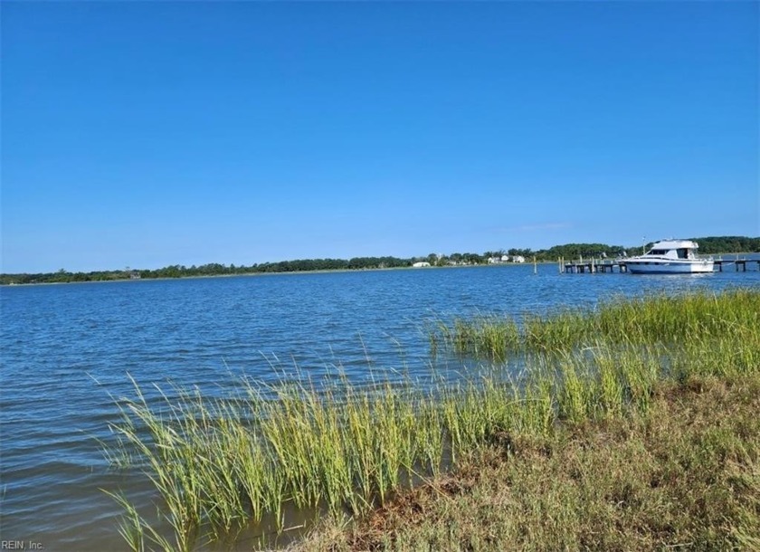 Almost 4 acres of waterfront land and 1000 feet of gorgeous - Beach Lot for sale in Hayes, Virginia on Beachhouse.com