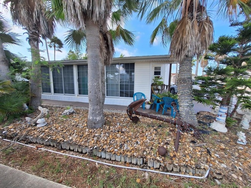 Looking for a lovely one bedroom one and one-half bath park - Beach Home for sale in Port Isabel, Texas on Beachhouse.com