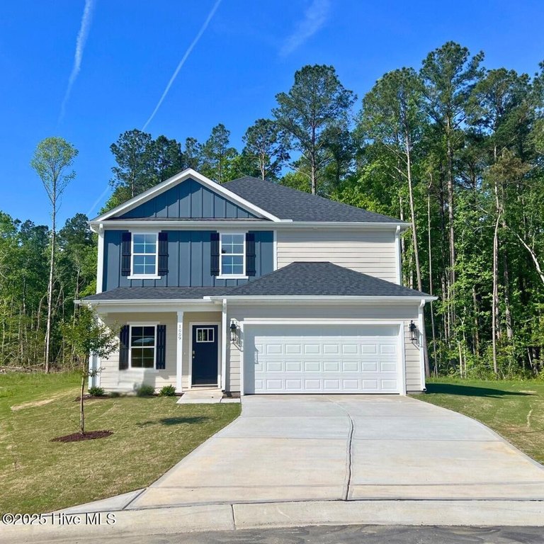 Welcome to your dream home! This beautifully crafted Belmont - Beach Home for sale in New Bern, North Carolina on Beachhouse.com