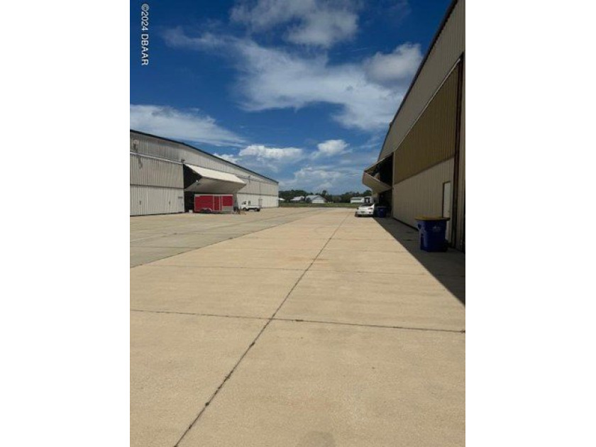 Large Aircraft Hangar (2, 500 under air) 50 feet deep by 50 feet - Beach Commercial for sale in Edgewater, Florida on Beachhouse.com