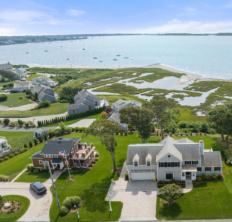 A Unique opportunity to establish your family compound with this - Beach Home for sale in West Yarmouth, Massachusetts on Beachhouse.com